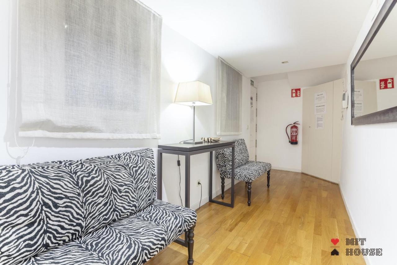 Mit House Puerta Del Sol III En Madrid Apartment Exterior photo